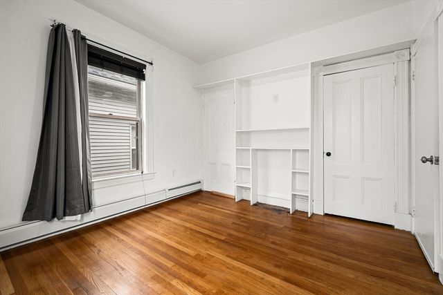 952 Bridge St, Lowell, MA 01850