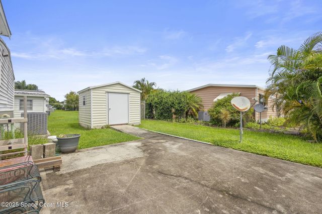 554 Marnie Circle, West Melbourne, FL 32904