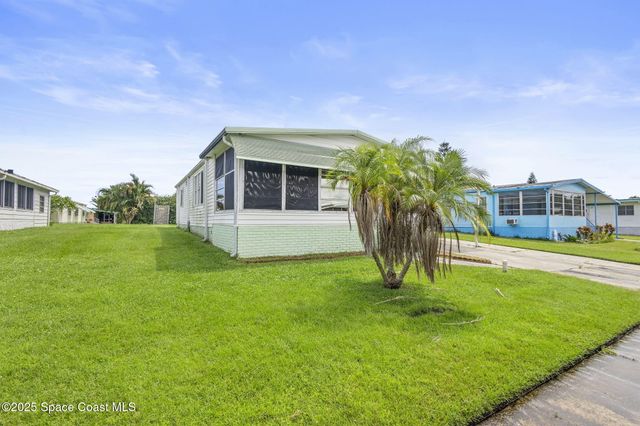 554 Marnie Circle, West Melbourne, FL 32904