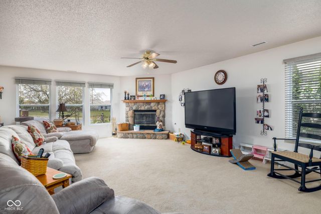 2292 Hampton Drive, Franklin, IN 46131