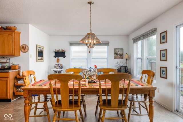 2292 Hampton Drive, Franklin, IN 46131