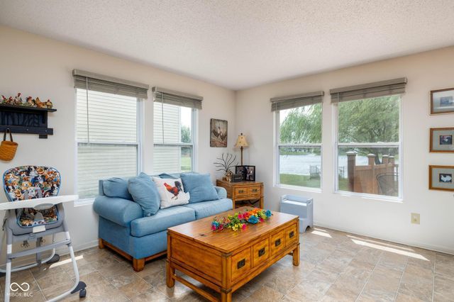 2292 Hampton Drive, Franklin, IN 46131