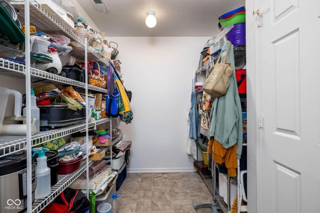 2292 Hampton Drive, Franklin, IN 46131