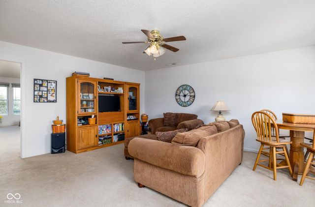 2292 Hampton Drive, Franklin, IN 46131