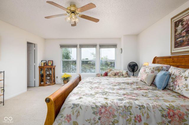 2292 Hampton Drive, Franklin, IN 46131