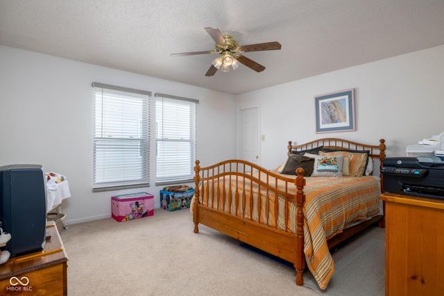 2292 Hampton Drive, Franklin, IN 46131