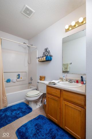 2292 Hampton Drive, Franklin, IN 46131