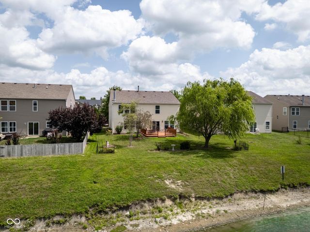 2292 Hampton Drive, Franklin, IN 46131