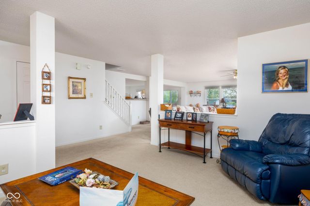 2292 Hampton Drive, Franklin, IN 46131