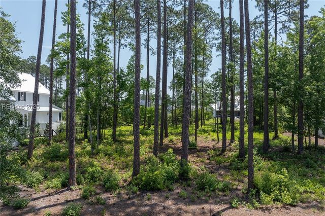 73 Hunting Lodge Rd, Bluffton, SC 29910