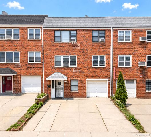 61-40 219th Street, Bayside, NY 11364