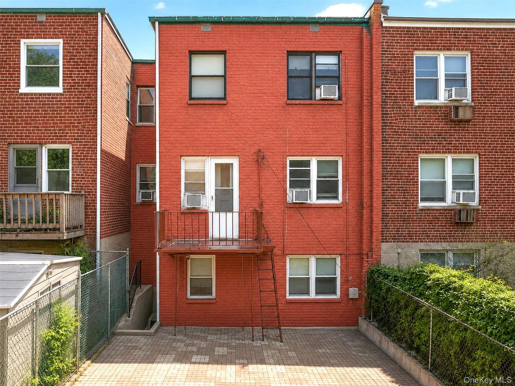 61-40 219th Street, Bayside, NY 11364 — photo 2