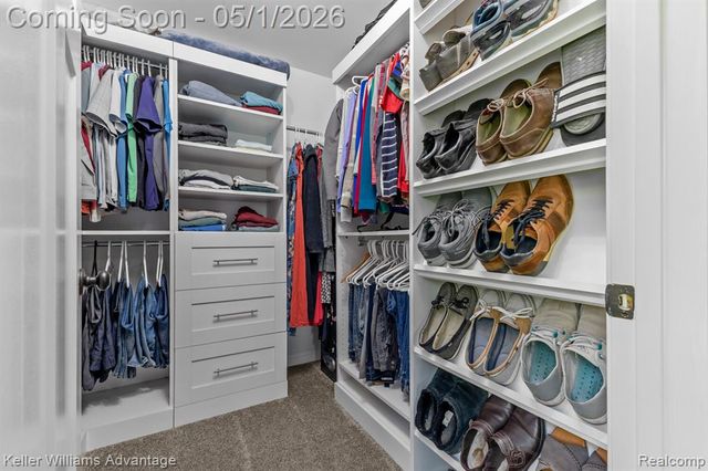 8200 Carpathian Drive, White Lake, MI 48386