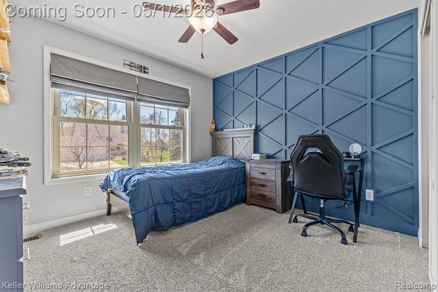 8200 Carpathian Drive, White Lake, MI 48386