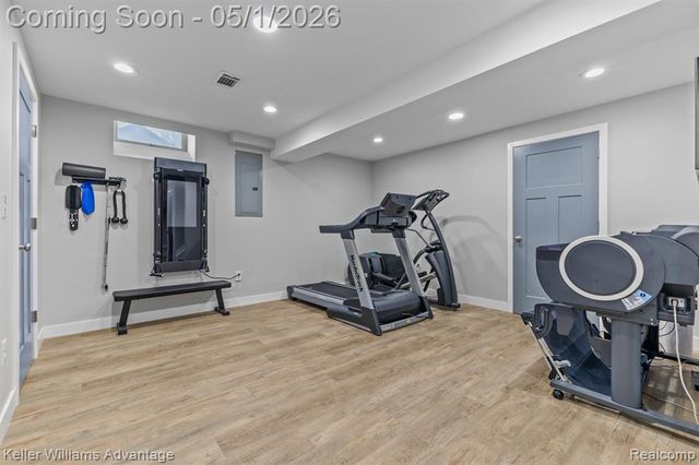 8200 Carpathian Drive, White Lake, MI 48386