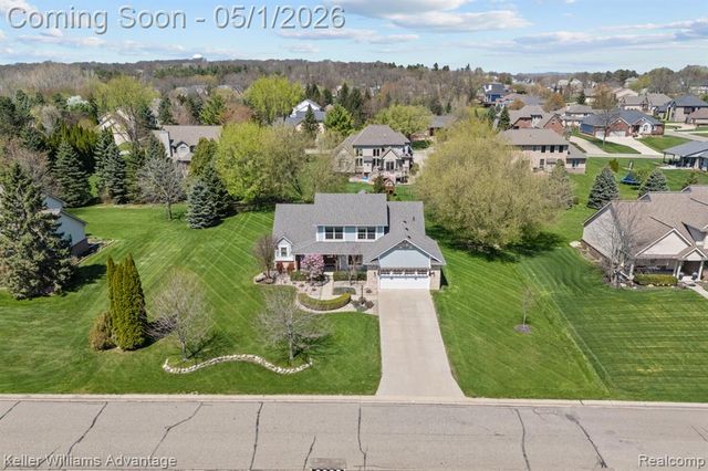 8200 Carpathian Drive, White Lake, MI 48386