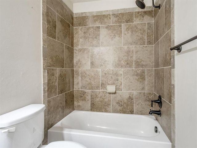 16116 Iron Ridge Road, Edmond, OK 73013