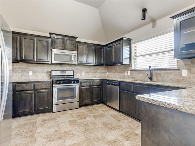 16116 Iron Ridge Road, Edmond, OK 73013