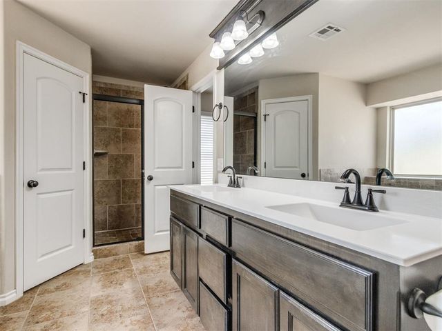 16116 Iron Ridge Road, Edmond, OK 73013