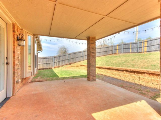 16116 Iron Ridge Road, Edmond, OK 73013