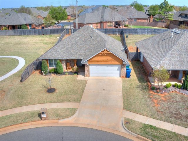 16116 Iron Ridge Road, Edmond, OK 73013