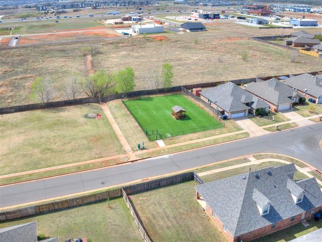 16116 Iron Ridge Road, Edmond, OK 73013