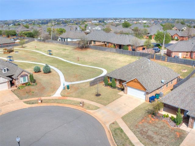 16116 Iron Ridge Road, Edmond, OK 73013
