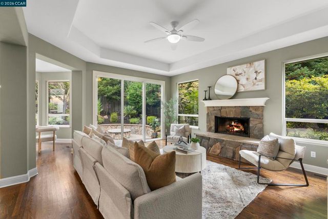 55 Mcconnell Ln, Walnut Creek, CA 94596