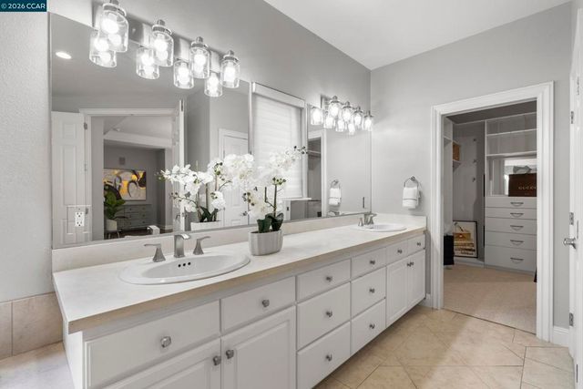 55 Mcconnell Ln, Walnut Creek, CA 94596