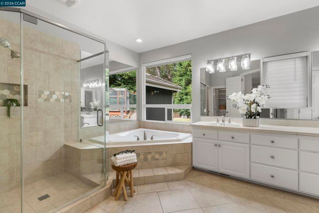 55 Mcconnell Ln, Walnut Creek, CA 94596