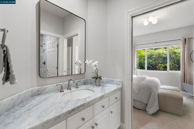 55 Mcconnell Ln, Walnut Creek, CA 94596