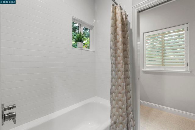 55 Mcconnell Ln, Walnut Creek, CA 94596