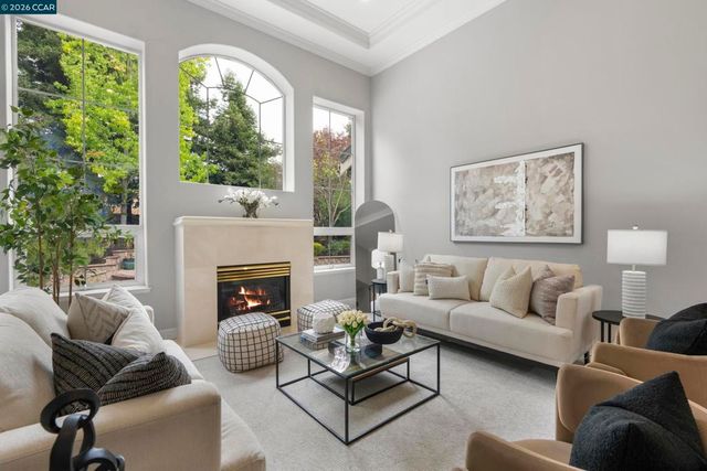 55 Mcconnell Ln, Walnut Creek, CA 94596