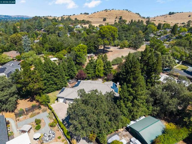 55 Mcconnell Ln, Walnut Creek, CA 94596