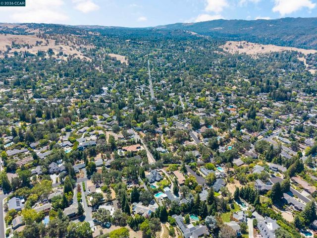 55 Mcconnell Ln, Walnut Creek, CA 94596