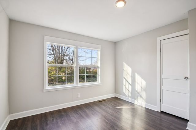 382 S Magnolia St, Gallatin, TN 37066