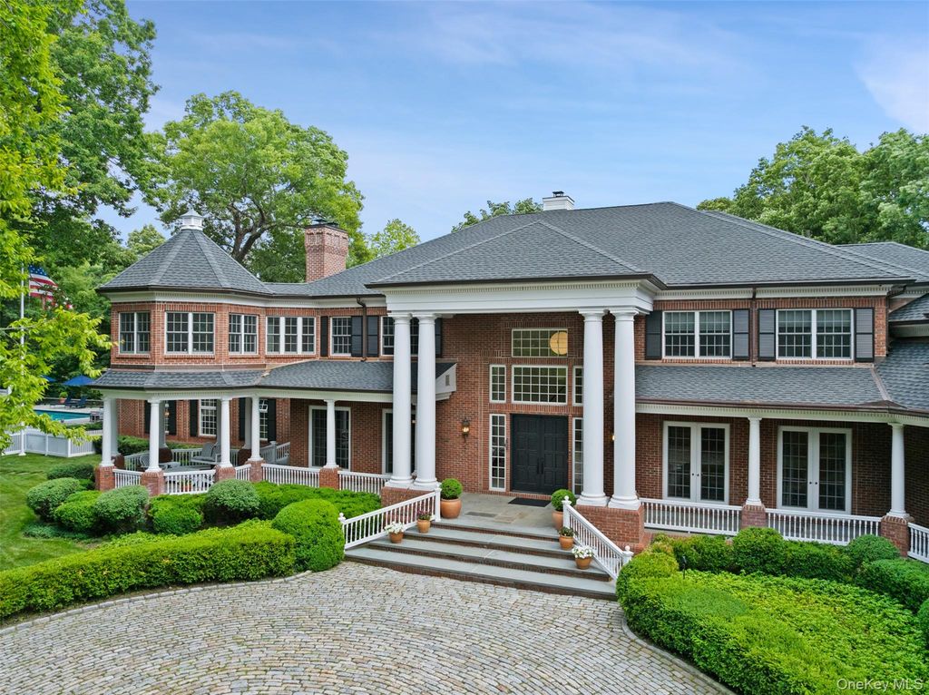 24 Trails End, Chappaqua, NY 10514 — photo 2