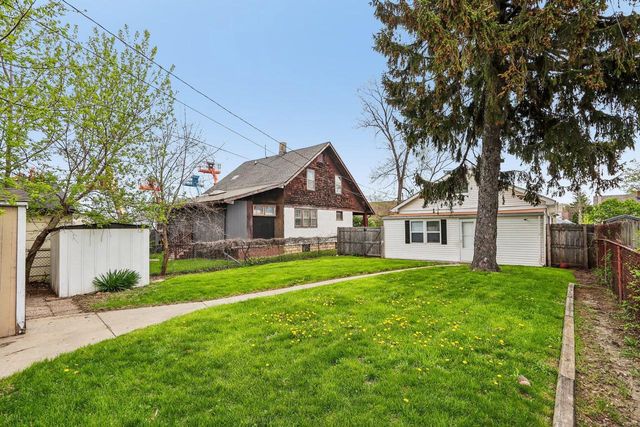 6520 32nd AVENUE, Kenosha, WI 53142