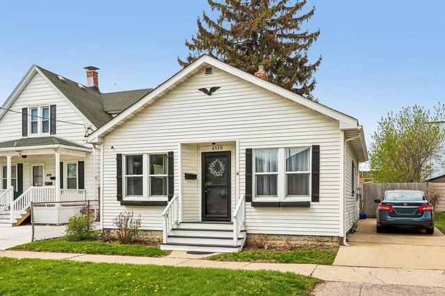 6520 32nd AVENUE, Kenosha, WI 53142