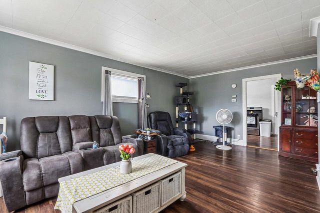 6520 32nd AVENUE, Kenosha, WI 53142