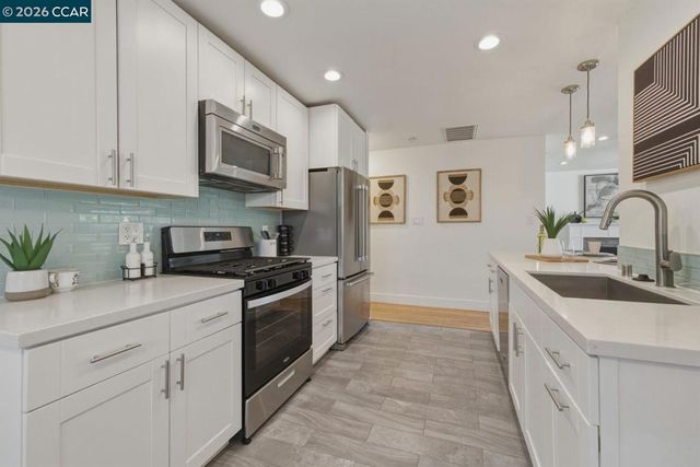 634 Teresa St, Martinez, CA 94553