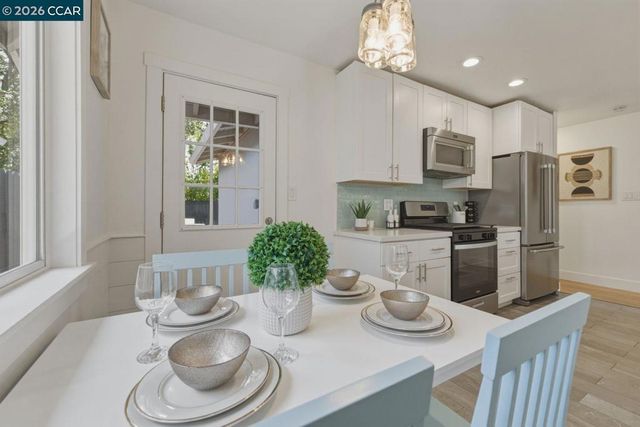 634 Teresa St, Martinez, CA 94553