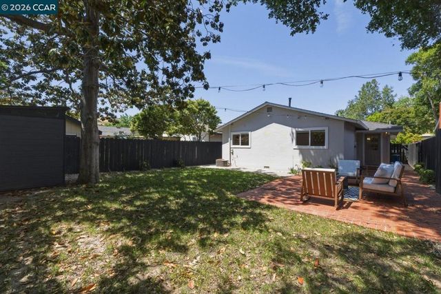 634 Teresa St, Martinez, CA 94553