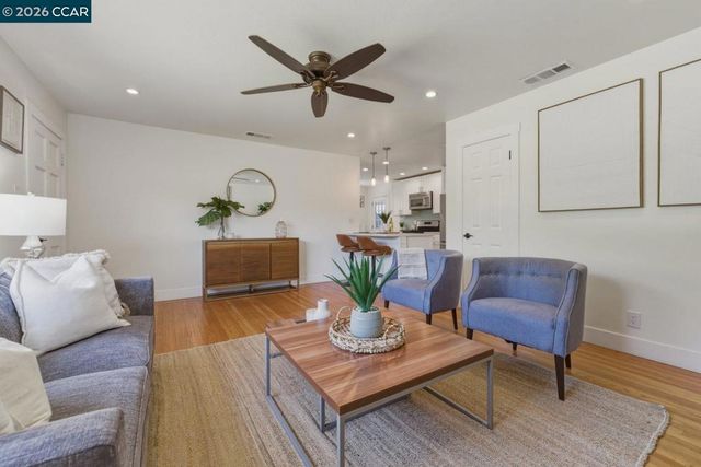 634 Teresa St, Martinez, CA 94553