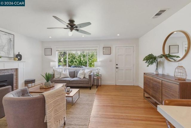 634 Teresa St, Martinez, CA 94553