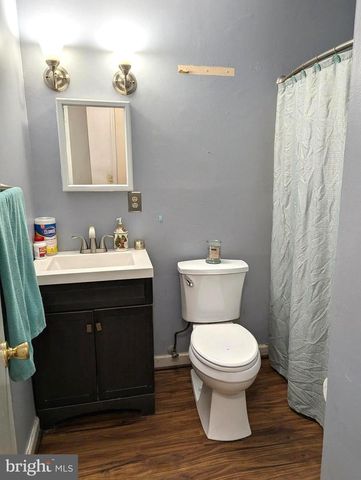 10 HICKORY RIDGE DR, Fredericksburg, VA 22405