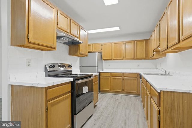 6126 OLD BRENTFORD CT, Alexandria, VA 22310