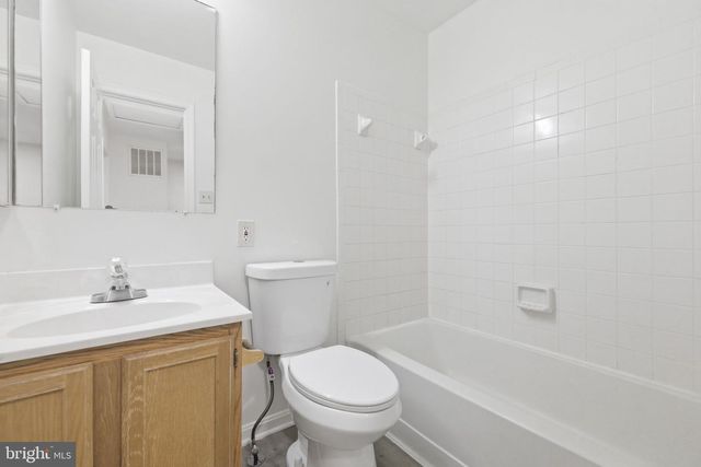 6126 OLD BRENTFORD CT, Alexandria, VA 22310