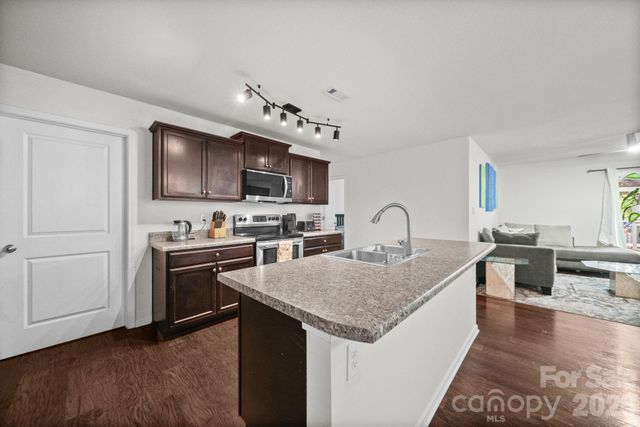 4104 Long Arrow Drive, Concord, NC 28025