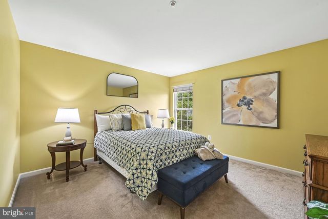 5004 SWITZER BARN LN, Frederick, MD 21703